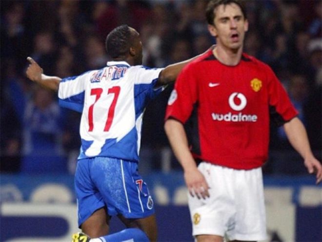 从中挖掘他 从中挖掘他